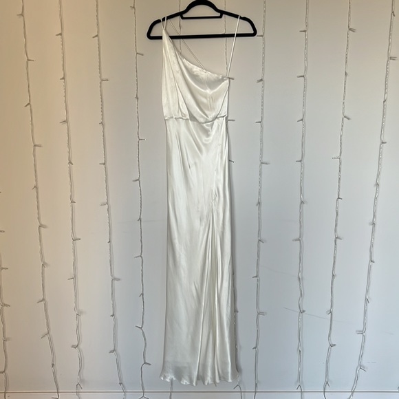 SAU LEE Hailey Gown in Ivory 0 - Picture 9 of 16